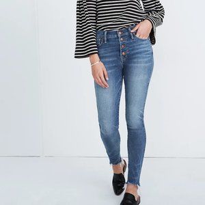 10" High-Rise Skinny Jeans with Button-Front